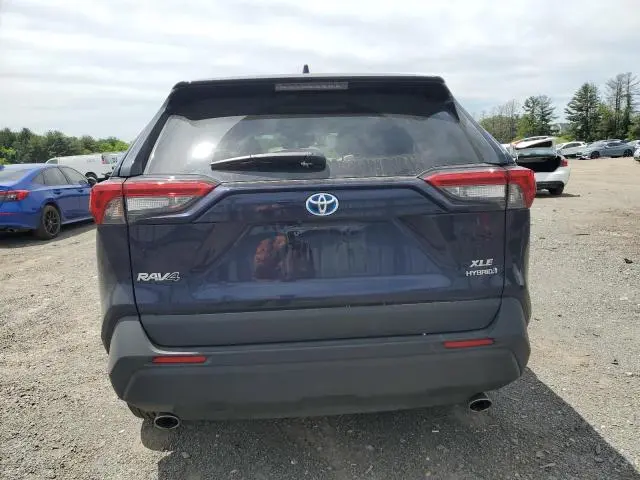 2024 TOYOTA RAV4 XLE PREMIUM  