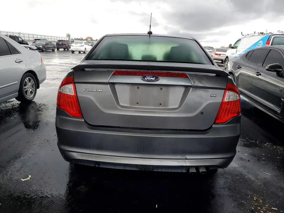2011 FORD FUSION SE  