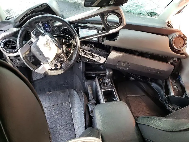 2018 TOYOTA TACOMA SR5 V6  