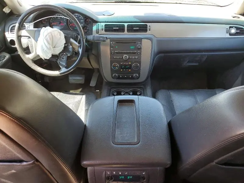 2013 CHEVROLET SUBURBAN K1500 LT  