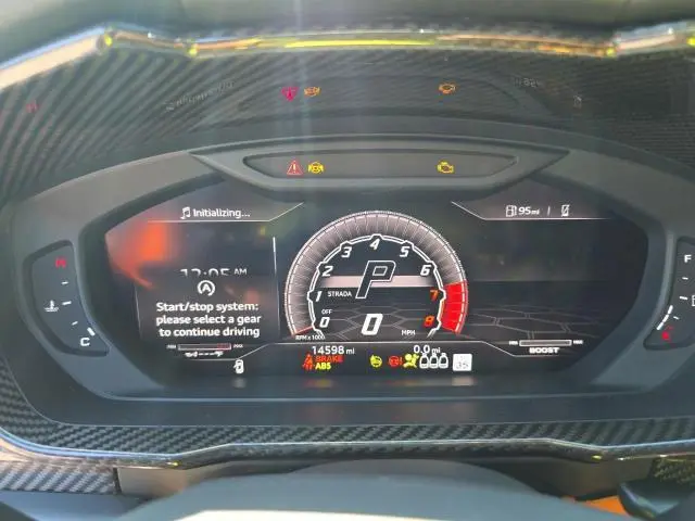 2021 LAMBORGHINI URUS