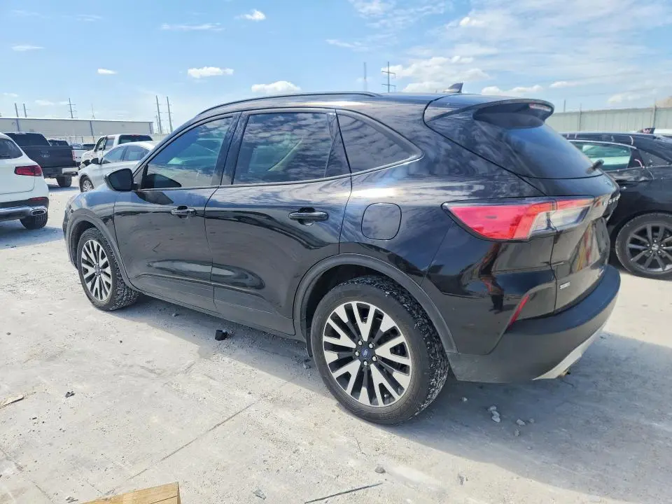 2020 FORD ESCAPE SE SPORT  