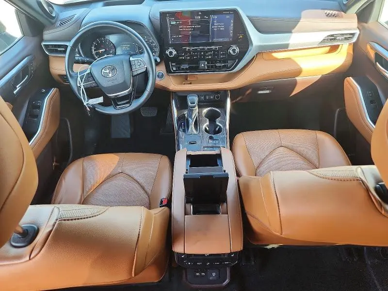 2021 TOYOTA HIGHLANDER PLATINUM  
