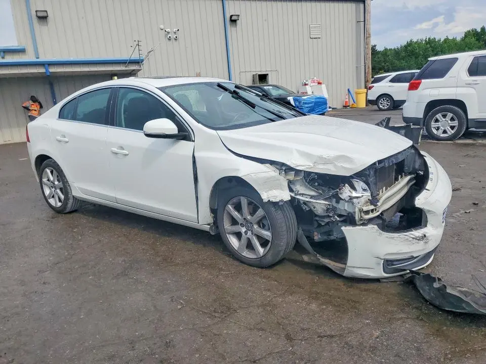 2016 VOLVO S60 PREMIER  