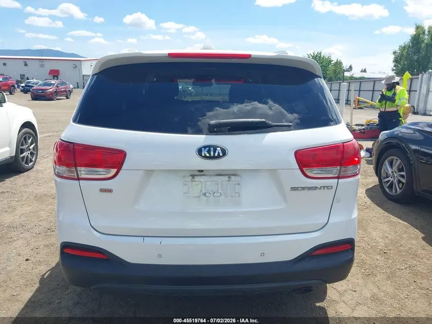 2016 KIA SORENTO 2.4L LX