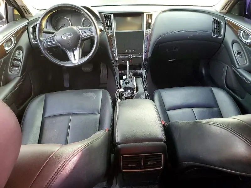 2019 INFINITI Q50 LUXE  