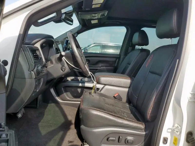 2021 NISSAN TITAN SV  