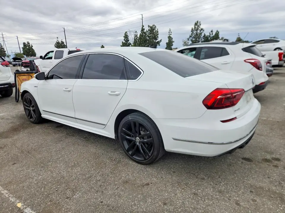 2017 VOLKSWAGEN PASSAT R-LINE  