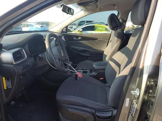 2016 KIA SORENTO LX  