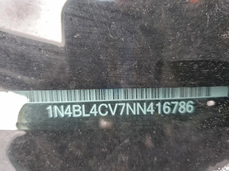 2022 NISSAN ALTIMA SR  