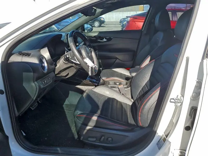 2023 KIA FORTE GT  