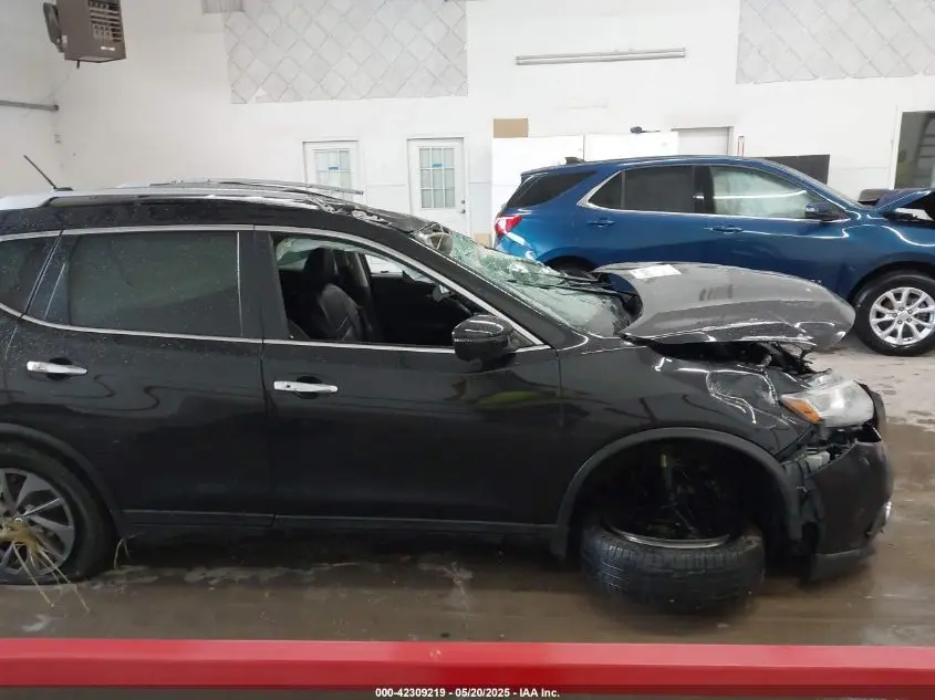 2016 NISSAN ROGUE SL