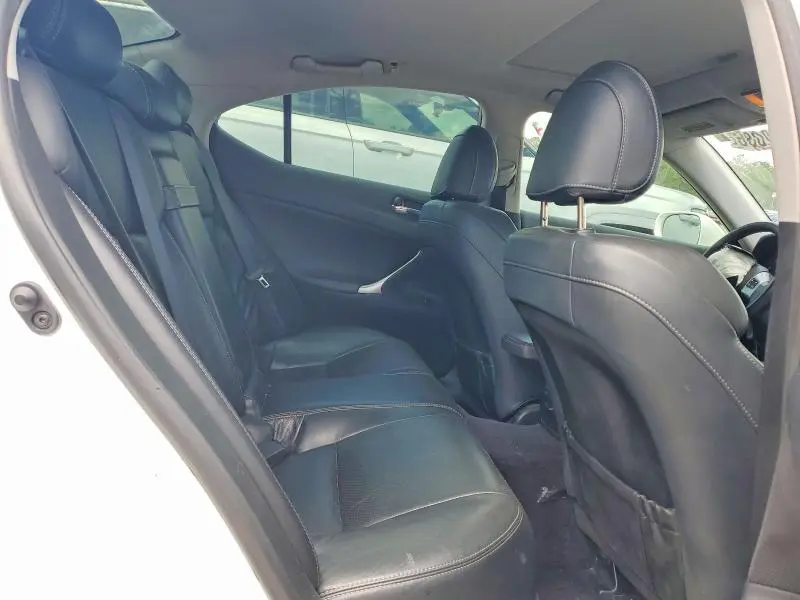2011 LEXUS IS 250  