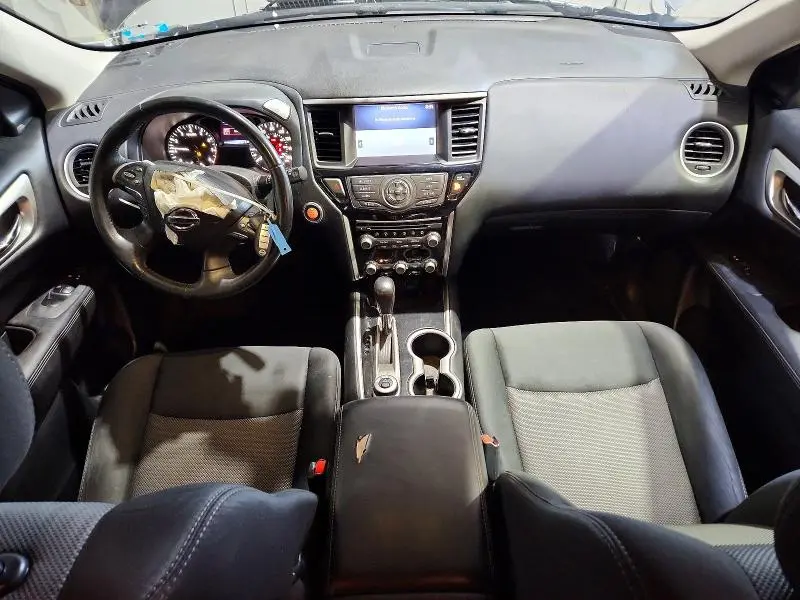 2019 NISSAN PATHFINDER SV  
