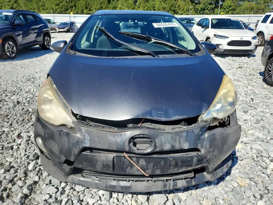 2014 TOYOTA PRIUS C TWO  