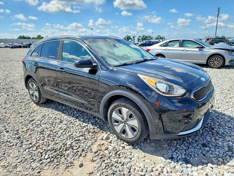 2019 KIA NIRO LX  