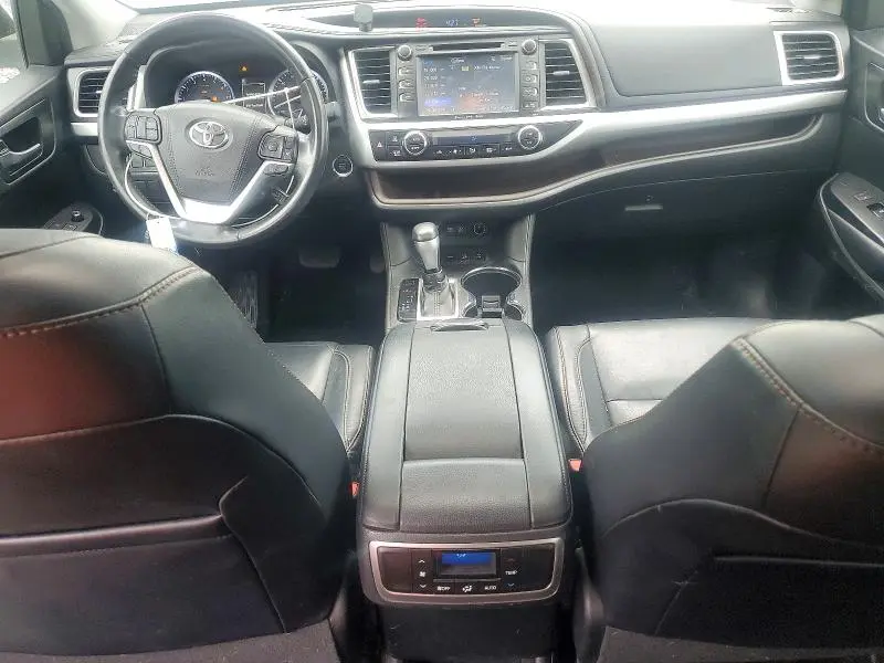 2018 TOYOTA HIGHLANDER XLE  