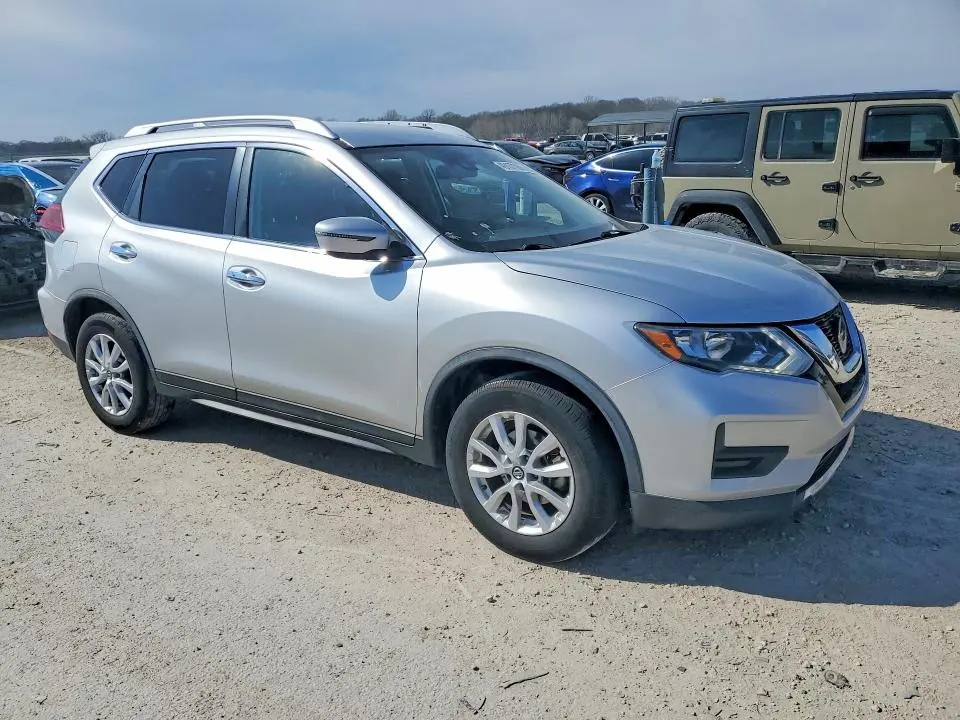 2020 NISSAN ROGUE SV  