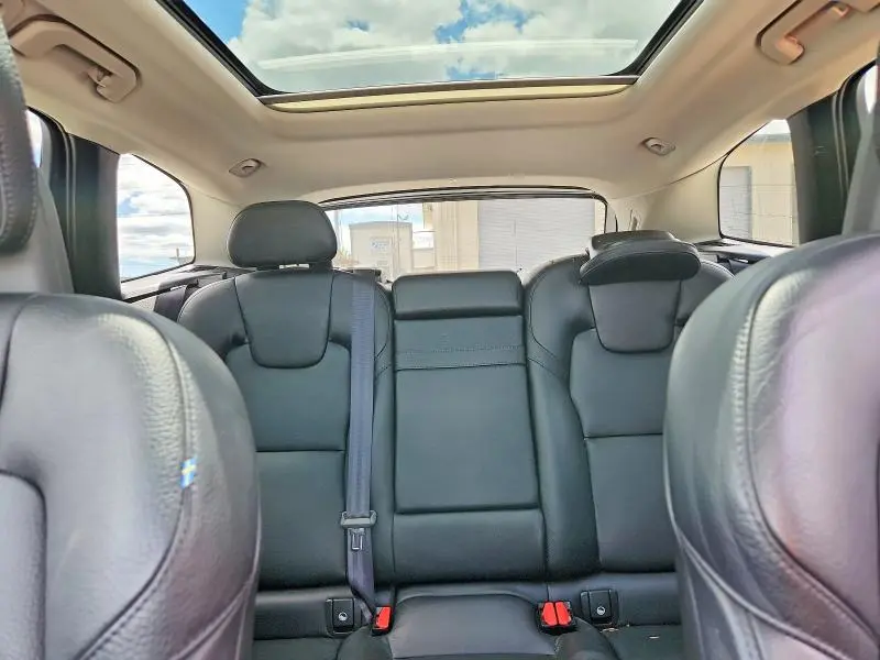 2018 VOLVO XC60 T6  