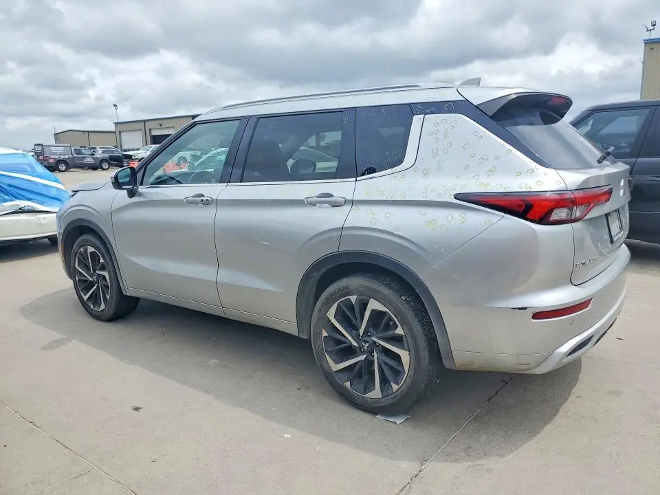 2023 MITSUBISHI OUTLANDER   