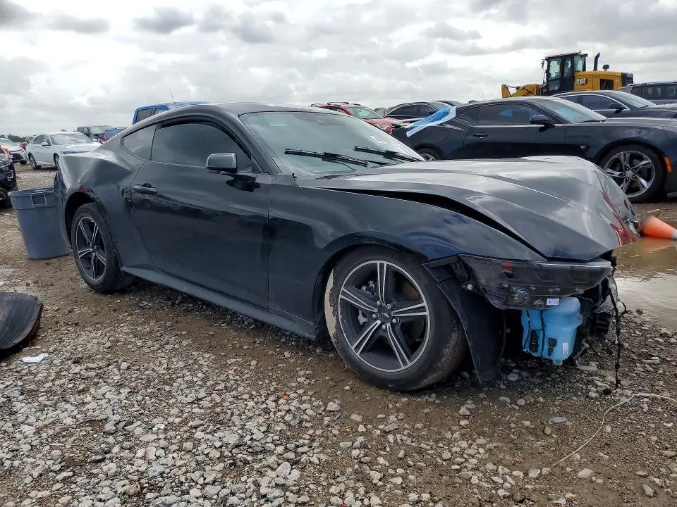 2025 FORD MUSTANG   