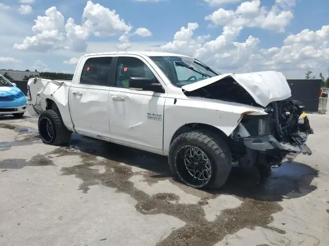2017 RAM 1500 SLT