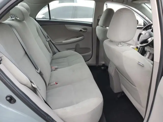 2013 TOYOTA COROLLA BASE  