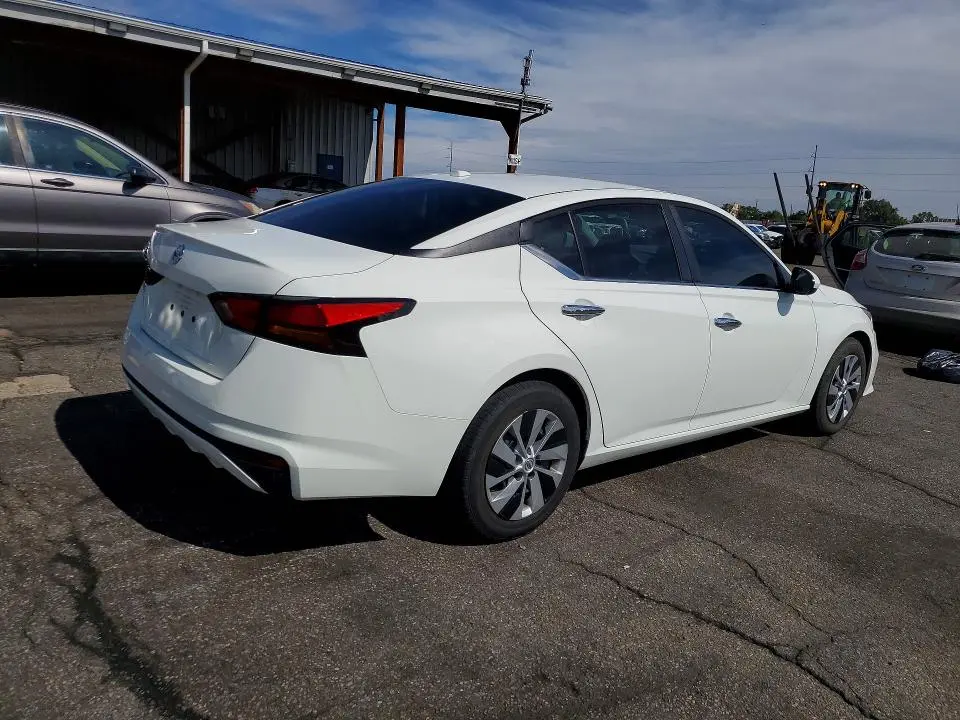 2020 NISSAN ALTIMA S  