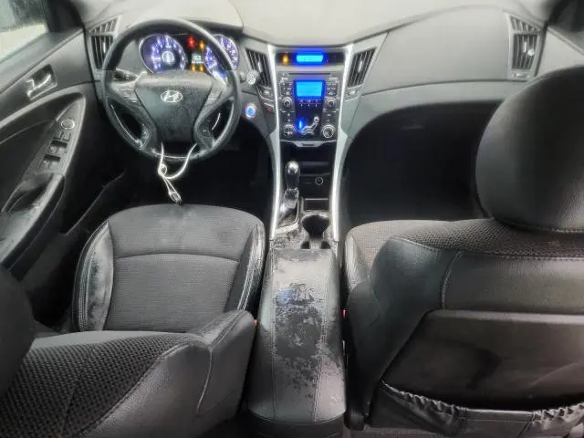 2011 HYUNDAI SONATA SE  