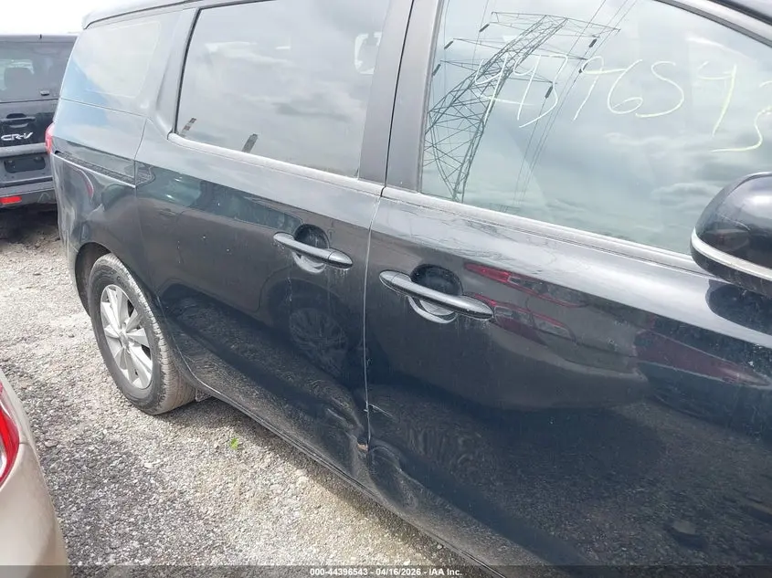 2016 KIA SEDONA L