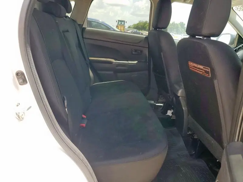 2015 MITSUBISHI OUTLANDER SPORT ES  