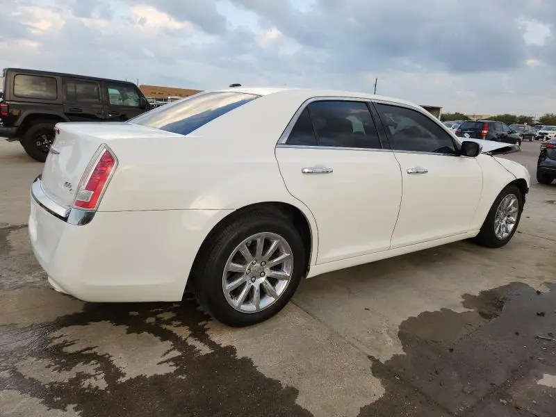 2014 CHRYSLER 300C   