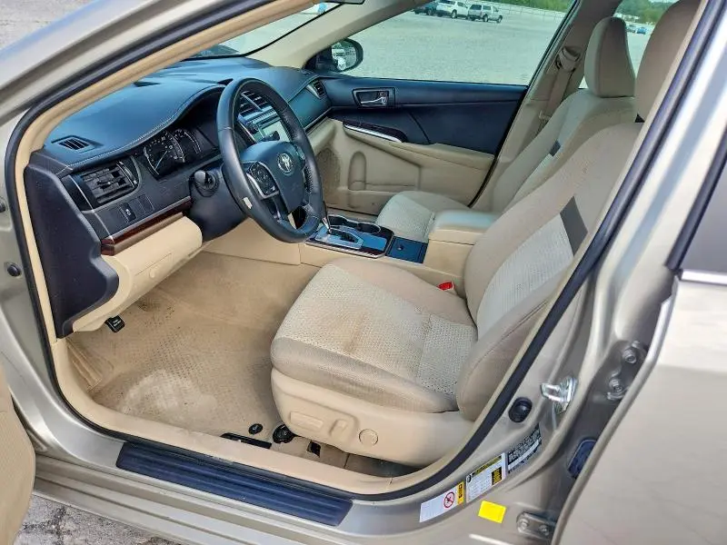 2013 TOYOTA CAMRY XLE  