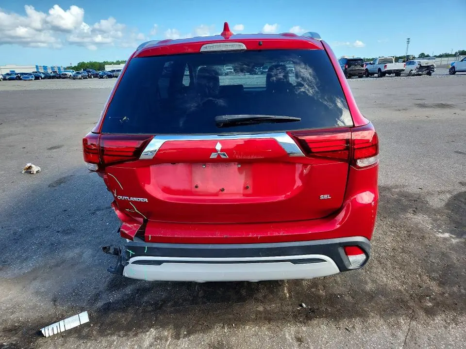 2020 MITSUBISHI OUTLANDER SE  