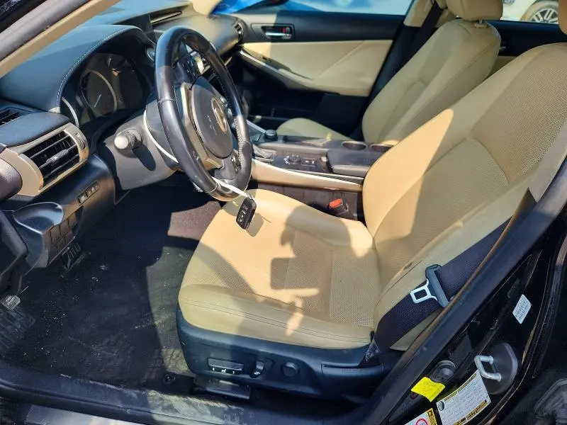 2015 LEXUS IS 250  