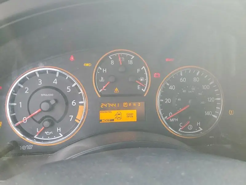 2010 NISSAN ARMADA SE  