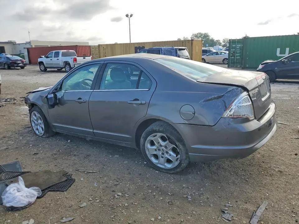2011 FORD FUSION SE  