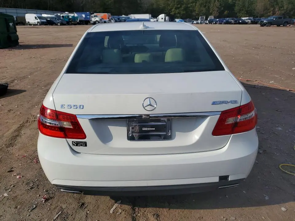 2011 MERCEDES-BENZ E 550  