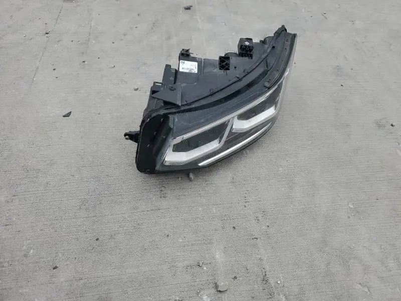 2023 VOLKSWAGEN TIGUAN SEL R-LINE BLACK  