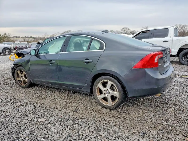 2012 VOLVO S60 T5  