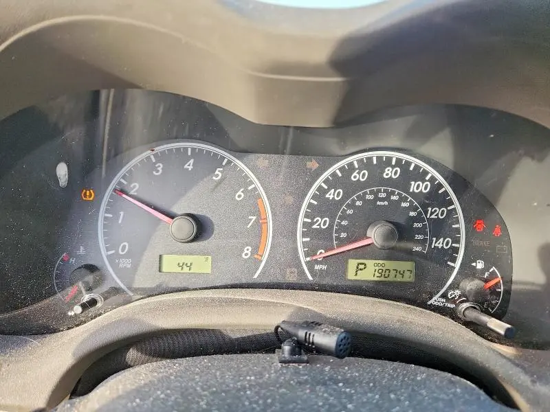 2010 TOYOTA COROLLA LE  