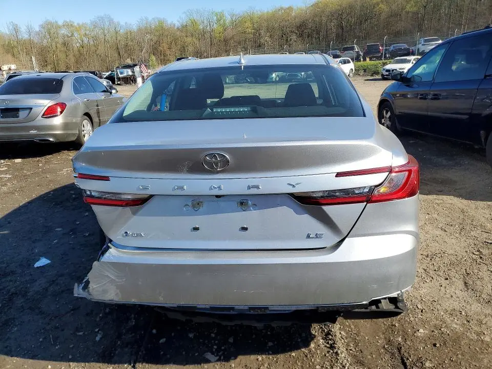 2025 TOYOTA CAMRY LE HYBRID