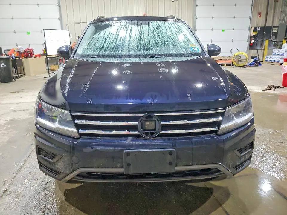 2021 VOLKSWAGEN TIGUAN SE  