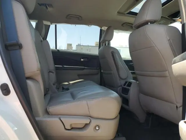 2016 HONDA PILOT EXLN  
