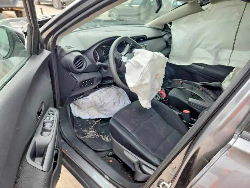 2023 NISSAN KICKS   