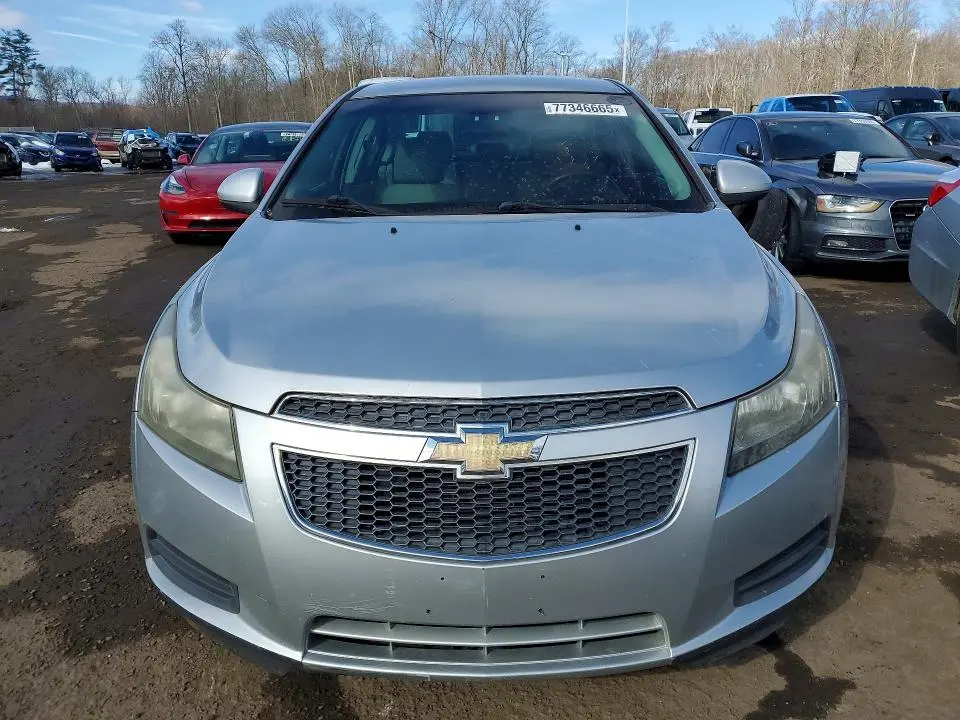 2011 CHEVROLET CRUZE LT  
