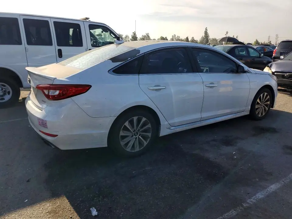 2015 HYUNDAI SONATA SPORT  