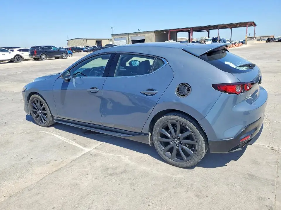 2020 MAZDA 3 PREMIUM  