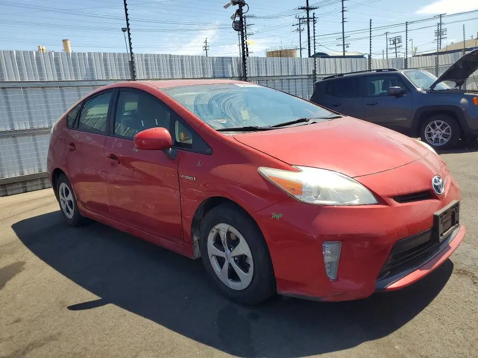 2013 TOYOTA PRIUS TWO  