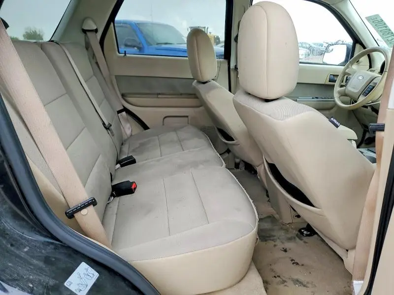 2010 FORD ESCAPE XLT  